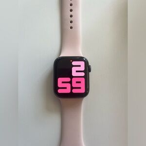 Apple Watch Series 6 GPS 44mm space gray aluminum